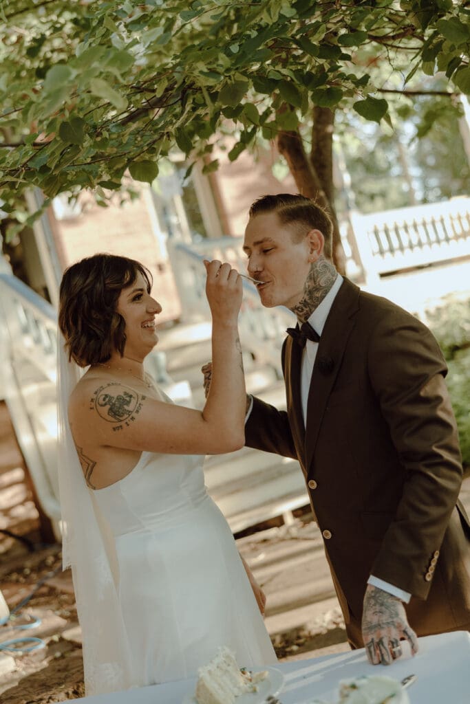 Denver Wedding photographer
Cake Cutting 