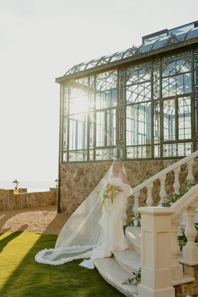 bride and sunshine on wedding day 