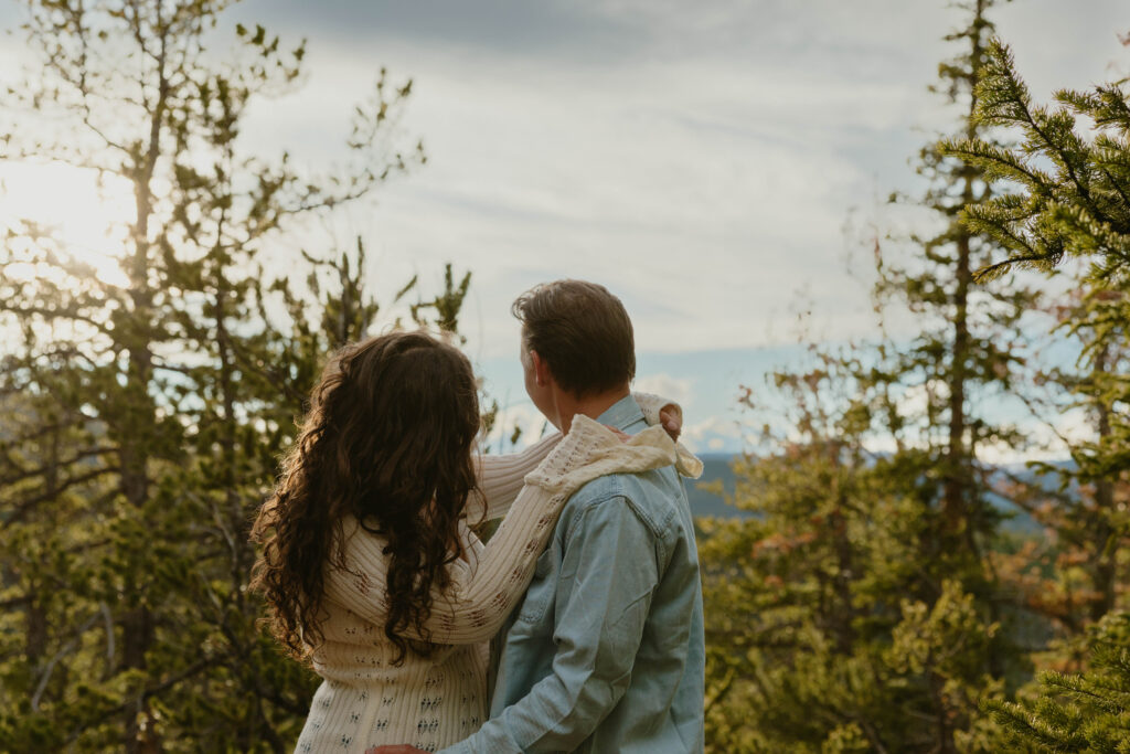 couple admiring scenery at echo lake park