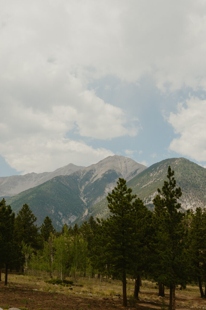 mountain views from double eddy ranch Colorado